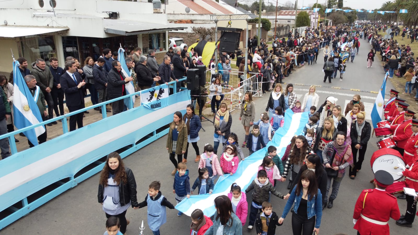Se realizará el desfile para celebrar el 9 de Julio - [Noticias de ...
