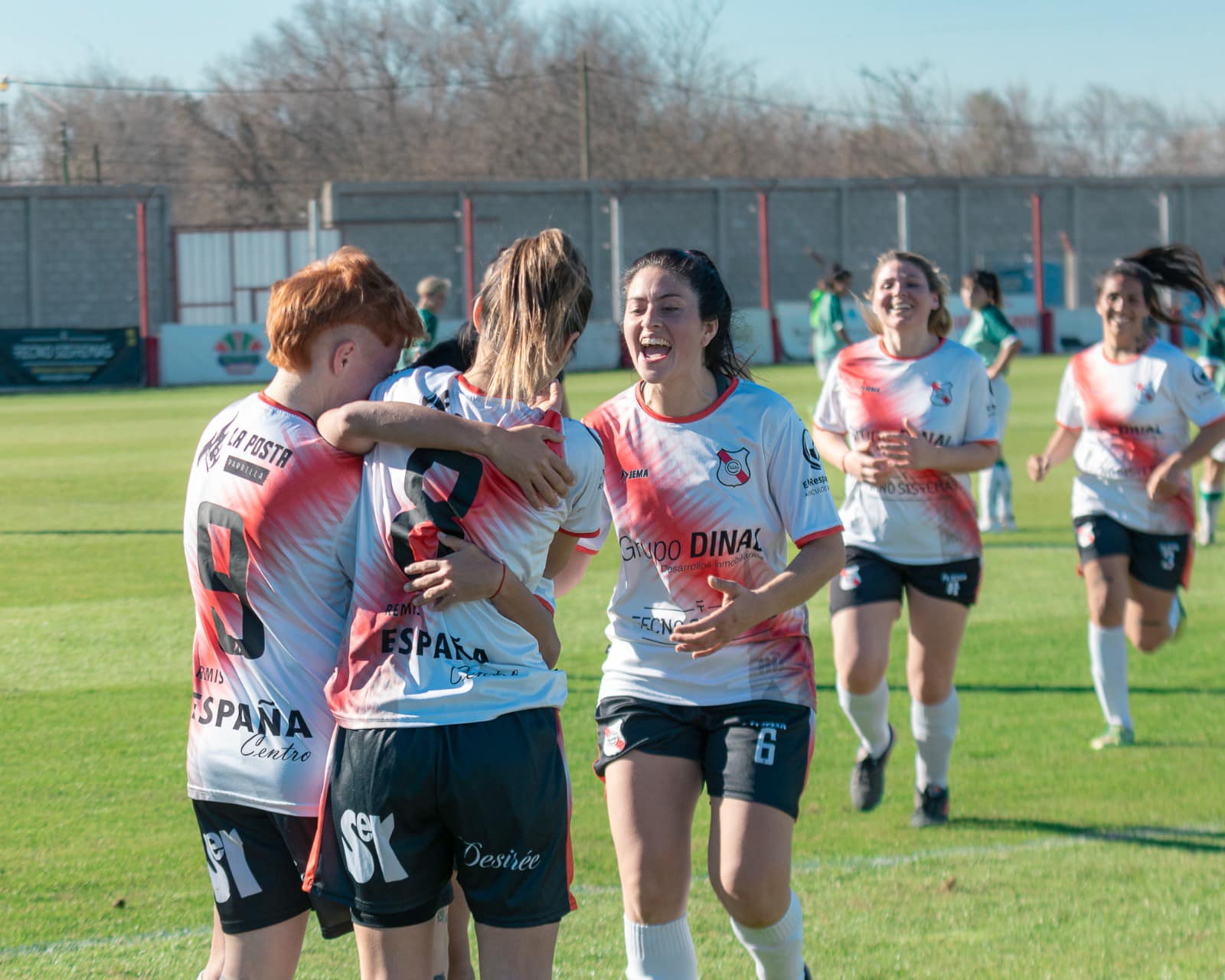 Cañuelas Fútbol Club Femenino .